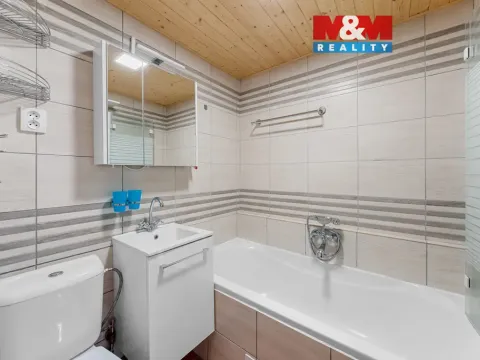 Prodej bytu 2+1, Děčín, Kamenická, 45 m2