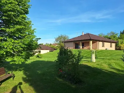 Prodej rodinného domu, Cvrčovice, 168 m2