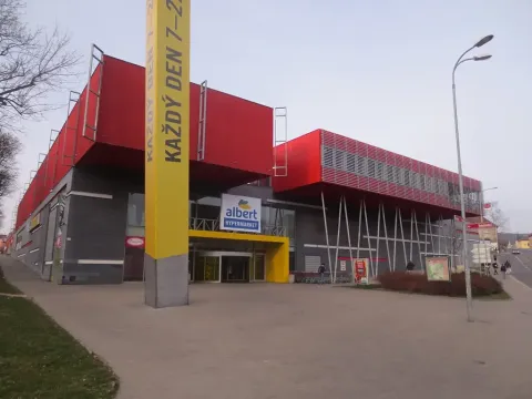 Pronájem obchodního prostoru, Liberec, Budyšínská, 288 m2