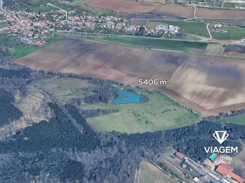 Prodej podílu pole, Sentice, 2703 m2