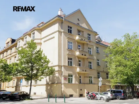 Prodej bytu 3+1, Praha - Bubeneč, Terronská, 91 m2