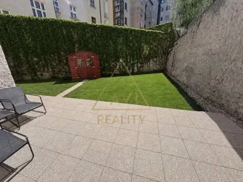 Pronájem bytu 2+kk, Praha - Libeň, Andrštova, 58 m2