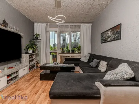 Prodej bytu 3+1, Orlová, Školní, 66 m2