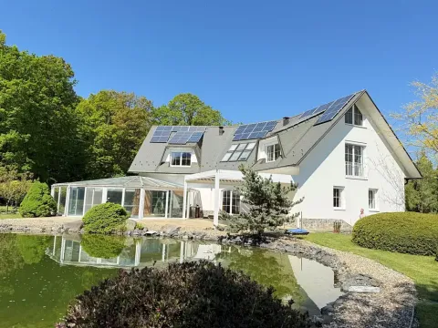Pronájem vily, Nový Knín, 450 m2