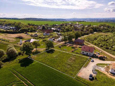 Prodej pozemku pro bydlení, Plzeň, Vlkýšská náves, 1704 m2