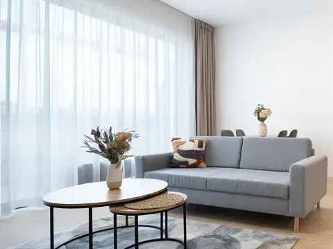 Pronájem bytu 2+kk, Praha - Karlín, Pobřežní, 30 m2