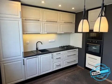 Pronájem bytu 3+1, Opava, Edvarda Beneše, 72 m2