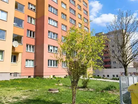 Prodej bytu 2+kk, Havířov, Zvonková, 51 m2