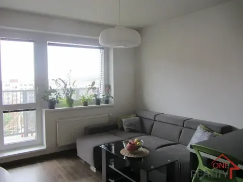 Pronájem bytu 2+kk, Zlín, Zelinova, 52 m2