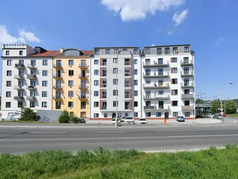 Pronájem bytu 1+kk, Praha - Holešovice, V závětří, 41 m2