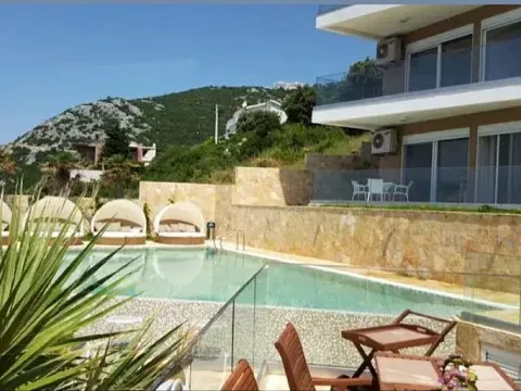 Prodej bytu 2+kk, Dobrá Voda, Černá Hora, 38 m2