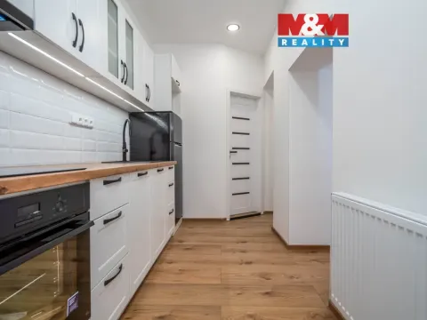 Prodej bytu 2+1, Praha - Dejvice, Kafkova, 43 m2