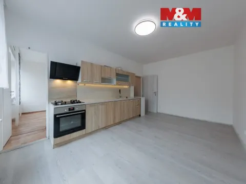 Pronájem bytu 2+1, Karlovy Vary - Drahovice, Vítězná, 60 m2