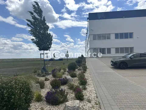 Pronájem kanceláře, Brno, Letiště Brno-Tuřany, 600 m2