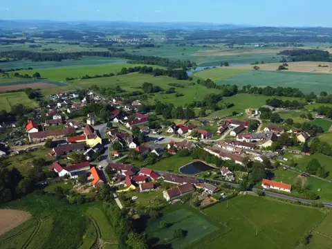 Prodej pole, Horažďovice, 163300 m2