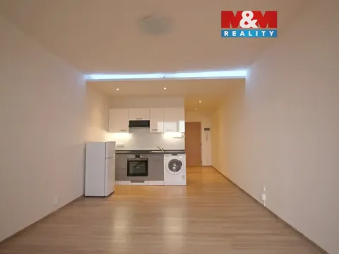 Pronájem bytu 1+kk, Hradec Králové - Nový Hradec Králové, Jana Masaryka, 37 m2