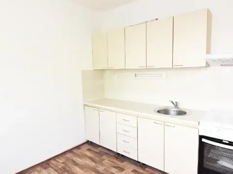 Pronájem bytu 2+1, Klášterec nad Ohří, Žitná, 61 m2