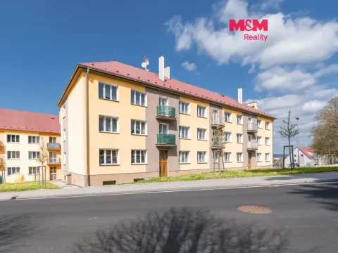 Prodej bytu 2+1, Plesná, 5. května, 50 m2