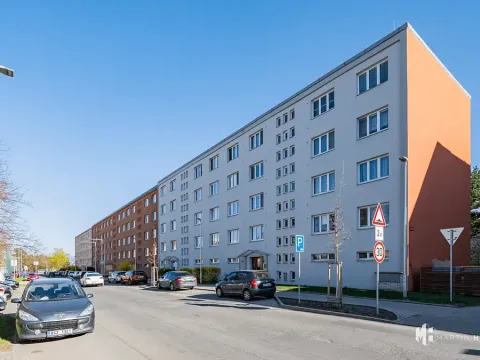 Pronájem bytu 1+1, Odolena Voda, Komenského, 35 m2
