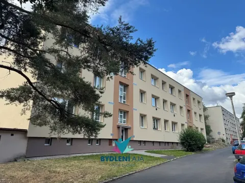 Pronájem bytu 2+1, Krupka, Sídliště, 50 m2