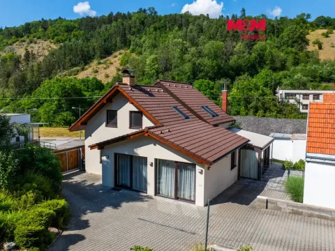 Prodej rodinného domu, Lažánky, 275 m2