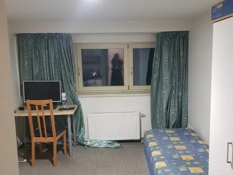 Pronájem bytu 1+kk, Praha - Podolí, Na Podkovce, 15 m2