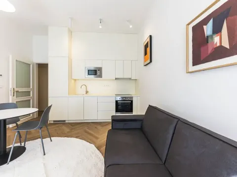 Pronájem bytu 2+kk, Praha - Vinohrady, Sázavská, 42 m2