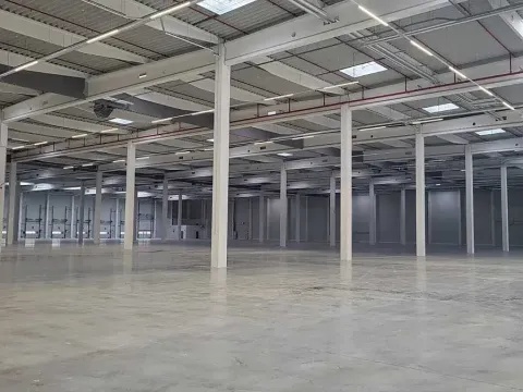 Pronájem skladu, Nýřany, 2000 m2