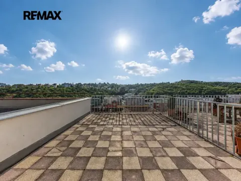 Prodej bytu 1+1, Praha - Smíchov, Holečkova, 24 m2