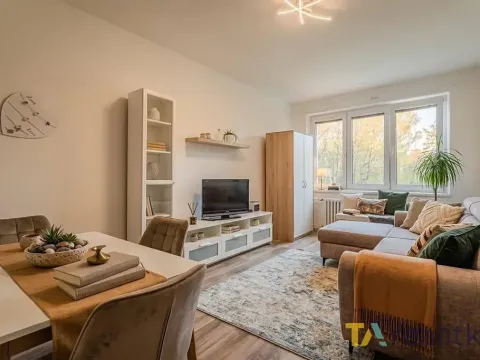 Prodej bytu 3+1, Třinec, Máchova, 69 m2