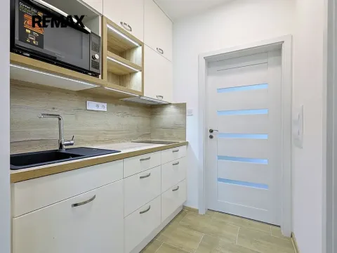 Pronájem bytu 2+kk, Plzeň, Kotíkovská, 47 m2
