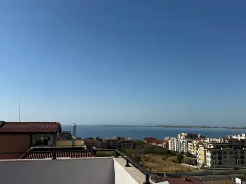 Prodej bytu 4+kk, Nesebar, Bulharsko, 114 m2