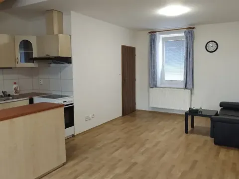 Pronájem bytu 2+kk, Odolena Voda, Postřižínská, 60 m2