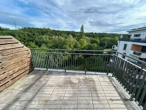 Pronájem bytu 2+kk, Praha - Hloubětín, Nademlejnská, 47 m2