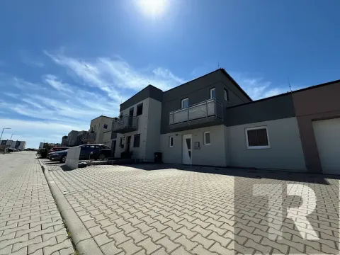 Pronájem bytu 2+kk, Vochov, 49 m2
