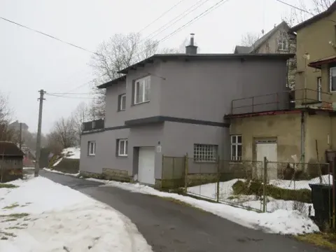 Dražba rodinného domu, Loužnice, 158 m2