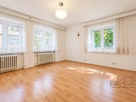 Pronájem bytu 1+1, Přerov, Č. Drahlovského, 45 m2
