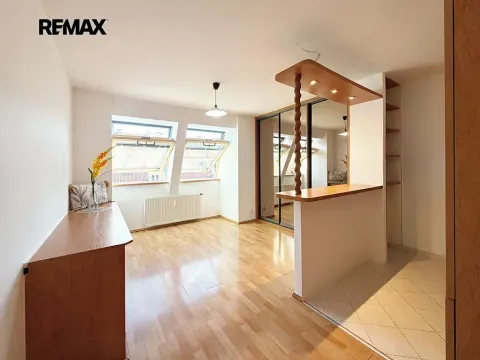 Prodej bytu 1+kk, Praha - Kyje, Lipnická, 25 m2