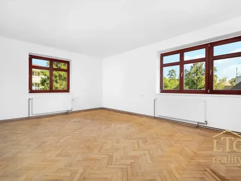 Prodej bytu 3+1, Hrušovany nad Jevišovkou, Na Vršku, 86 m2