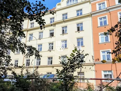Prodej bytu 3+kk, Praha - Vysočany, Na břehu, 83 m2