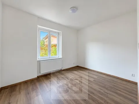 Pronájem bytu 2+1, Děčín, Na Úpatí, 45 m2