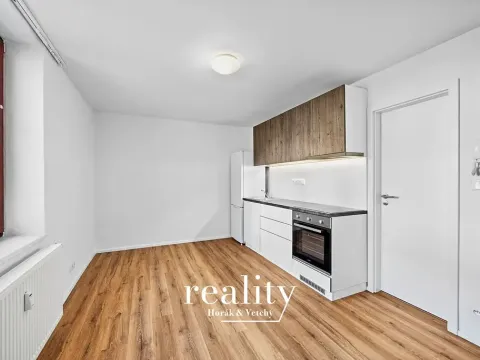 Pronájem bytu 2+kk, Znojmo, Dolní Česká, 50 m2