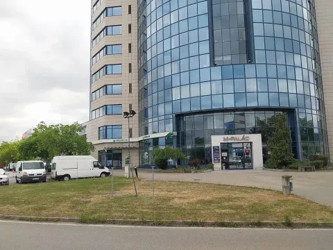 Pronájem obchodního prostoru, Brno, Heršpická, 300 m2