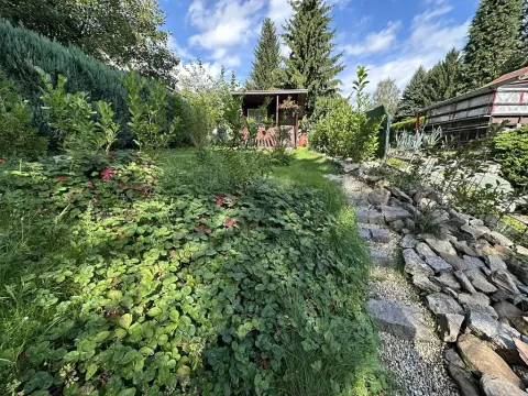 Pronájem zahrady, Liberec, U Podjezdu, 184 m2