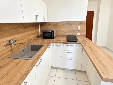 Pronájem bytu 3+1, Praha, Nuselská, 80 m2