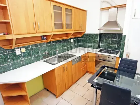 Prodej bytu 2+1, Neratovice, 66 m2