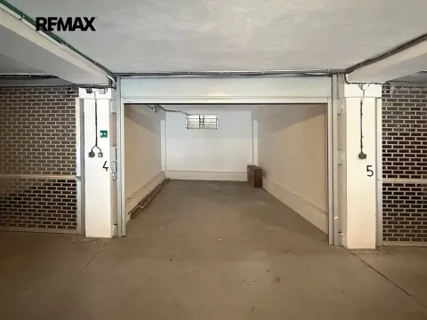 Pronájem garážového stání, Praha - Motol, Brdlíkova, 20 m2