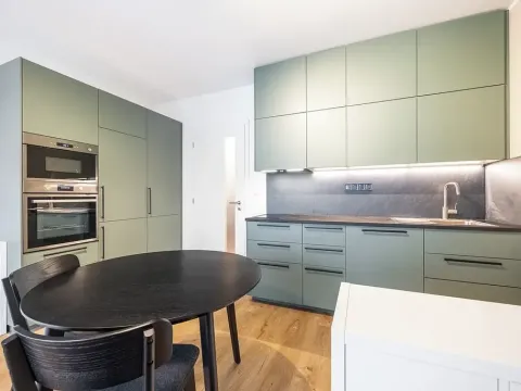 Pronájem bytu 1+kk, Praha - Horní Měcholupy, Milánská, 35 m2