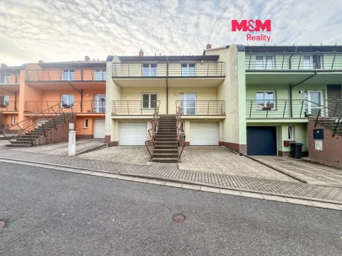 Pronájem rodinného domu, Litomyšl - Zahájí, M. Švabinského, 1 m2