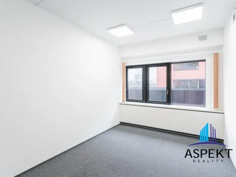 Pronájem kanceláře, Praha - Chodov, Líbalova, 26 m2